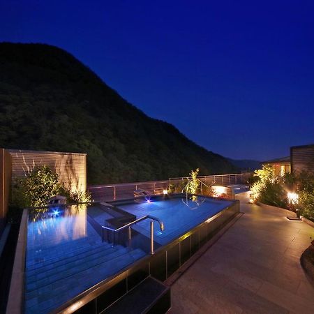 Asaya Hotel Nikko Buitenkant foto The resort at night