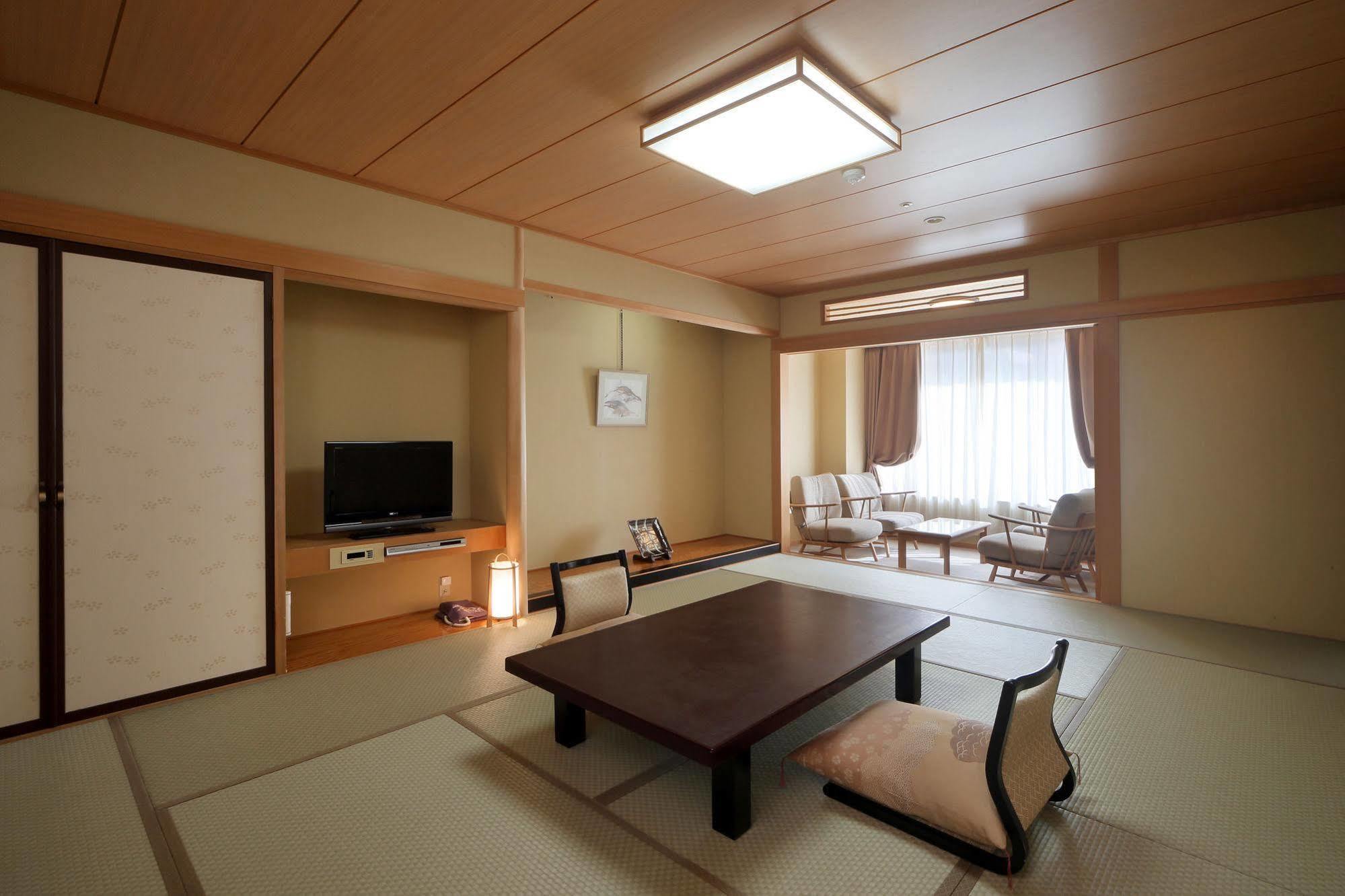 Asaya Hotel Nikko Buitenkant foto A Japanese-style room at a hotel