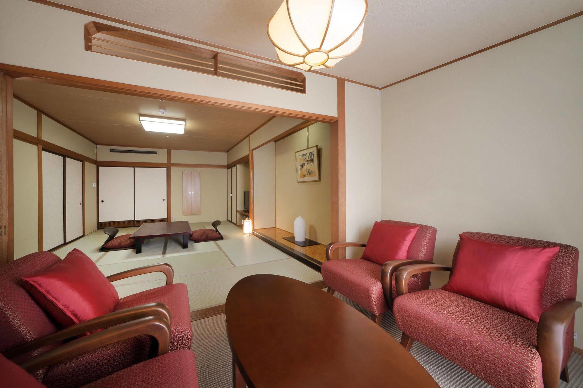 Asaya Hotel Nikko Buitenkant foto A traditional Japanese room
